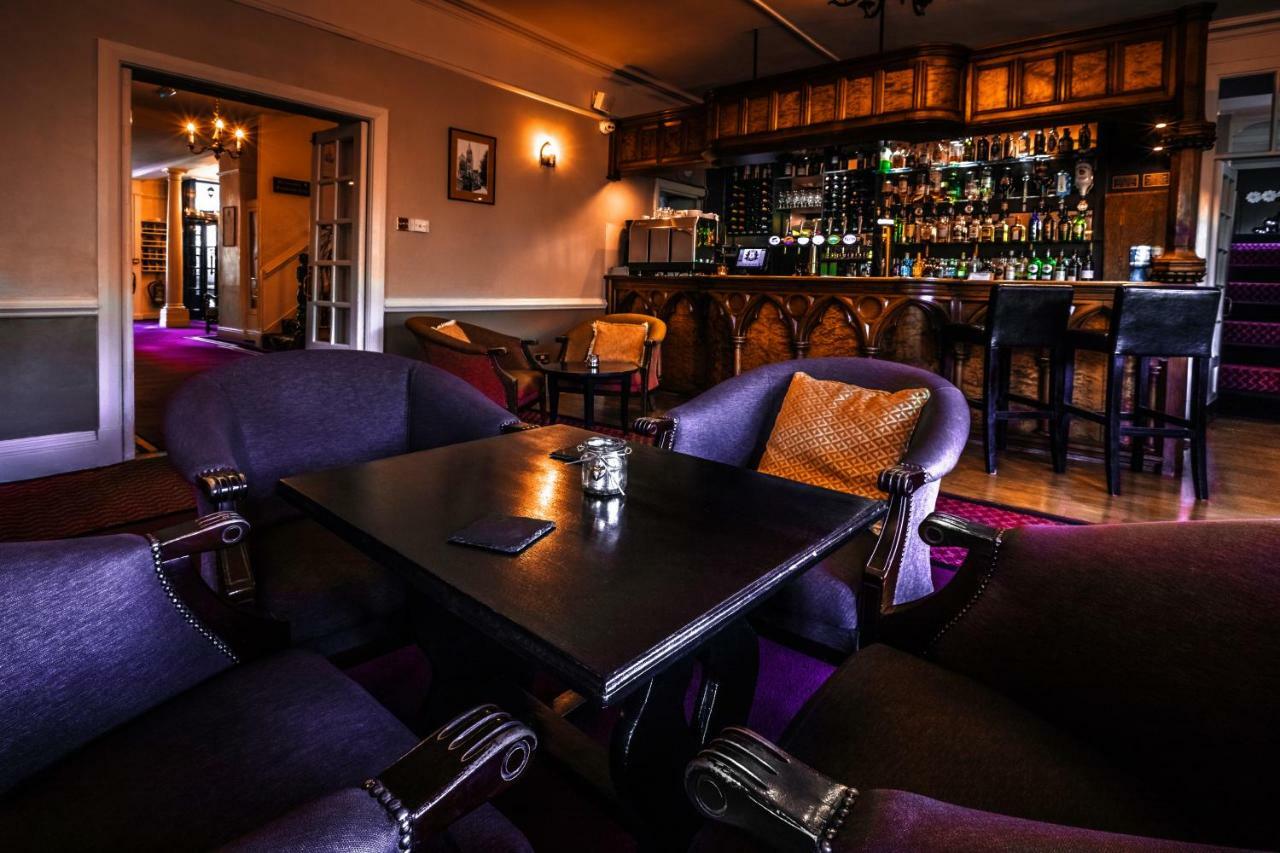 The Royal Hotel ランゴレン エクステリア 写真